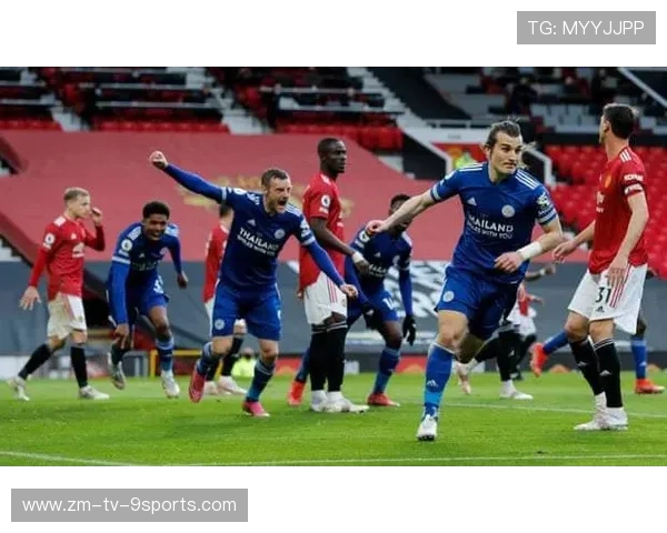 利物浦右脚劲射入网引发掌声